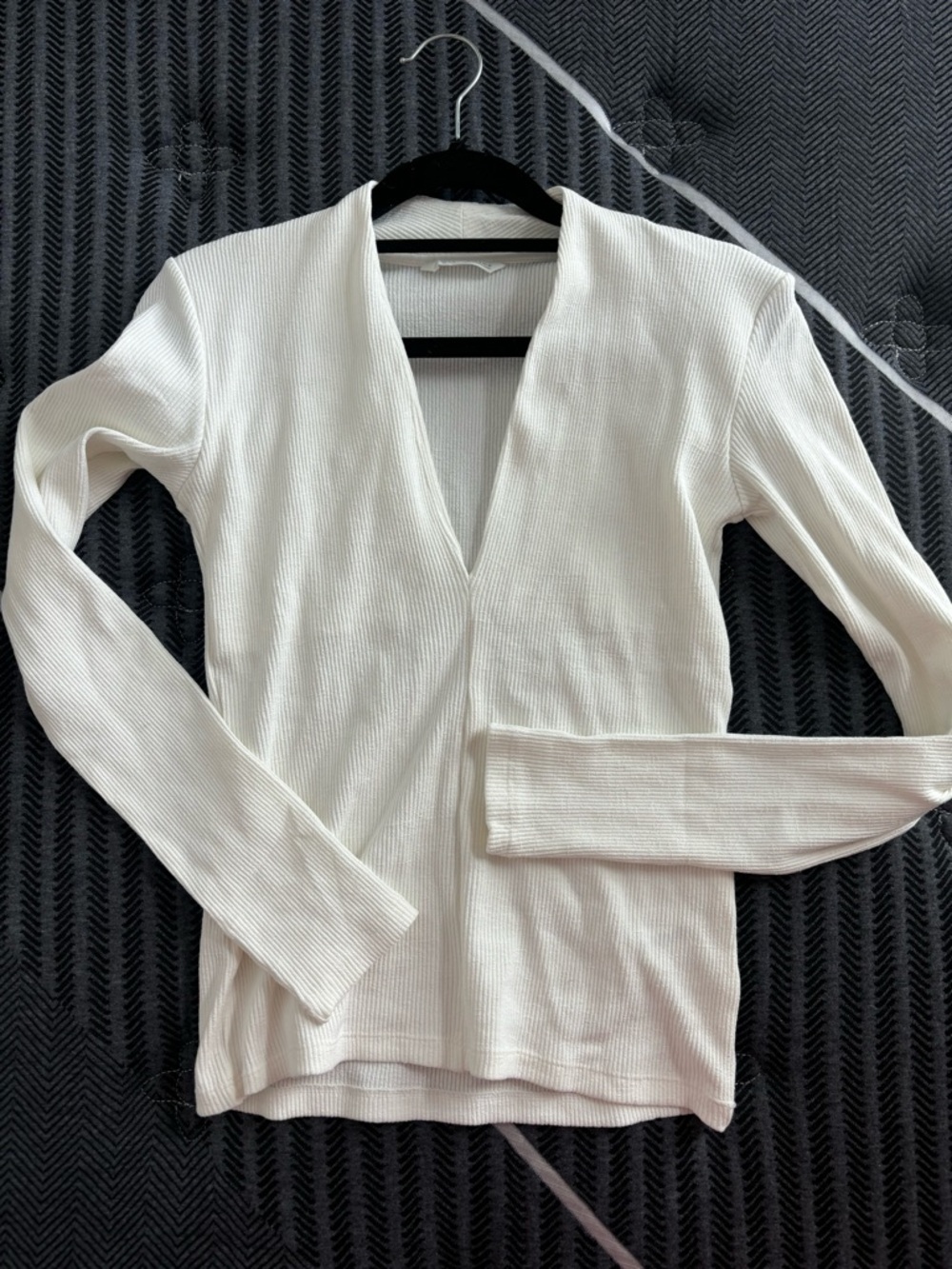 Zara White Ribbed Deep V-Neck Long Sleeve Top